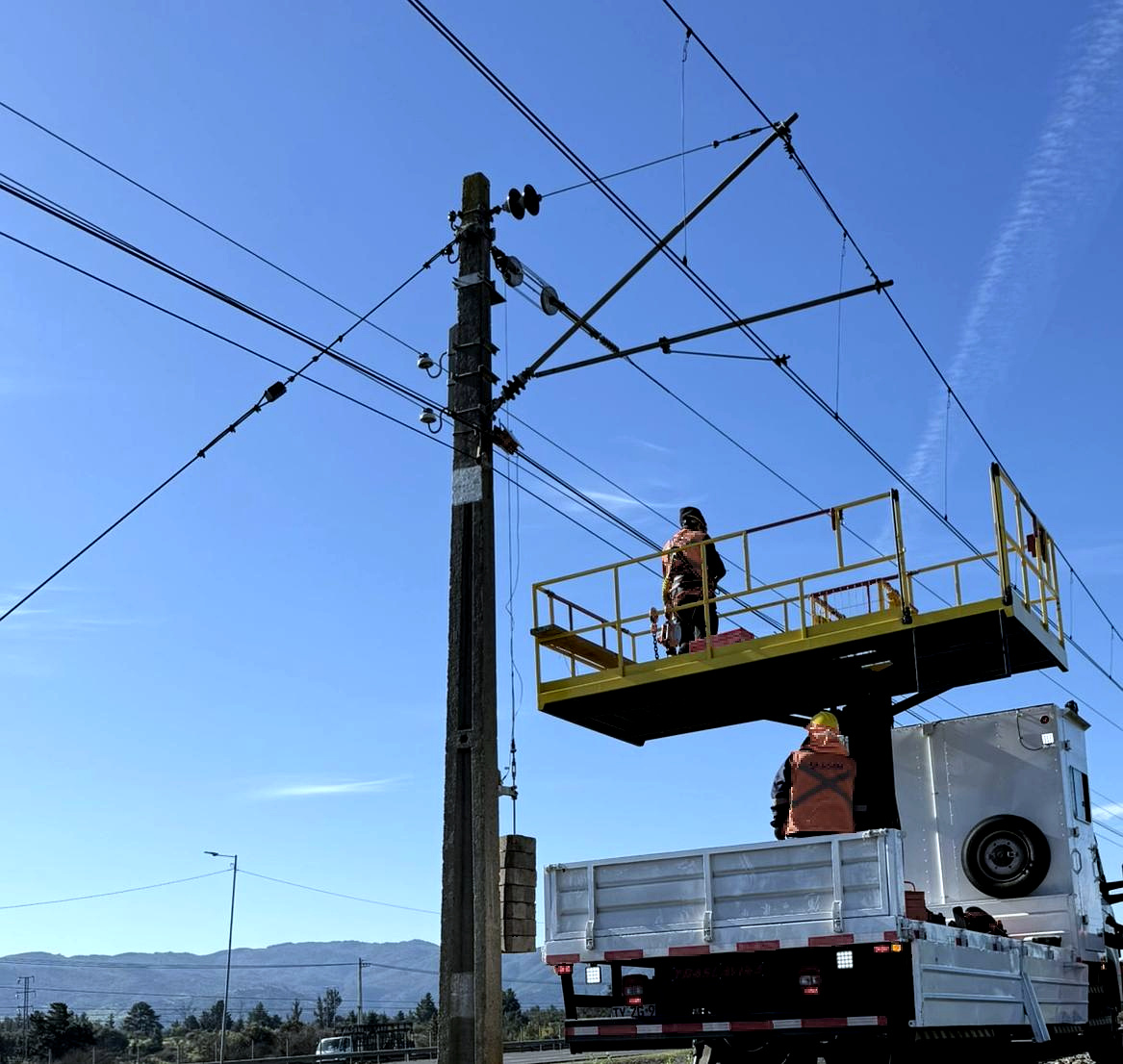 Railway electrification overhead line equipment (OLE) system installation